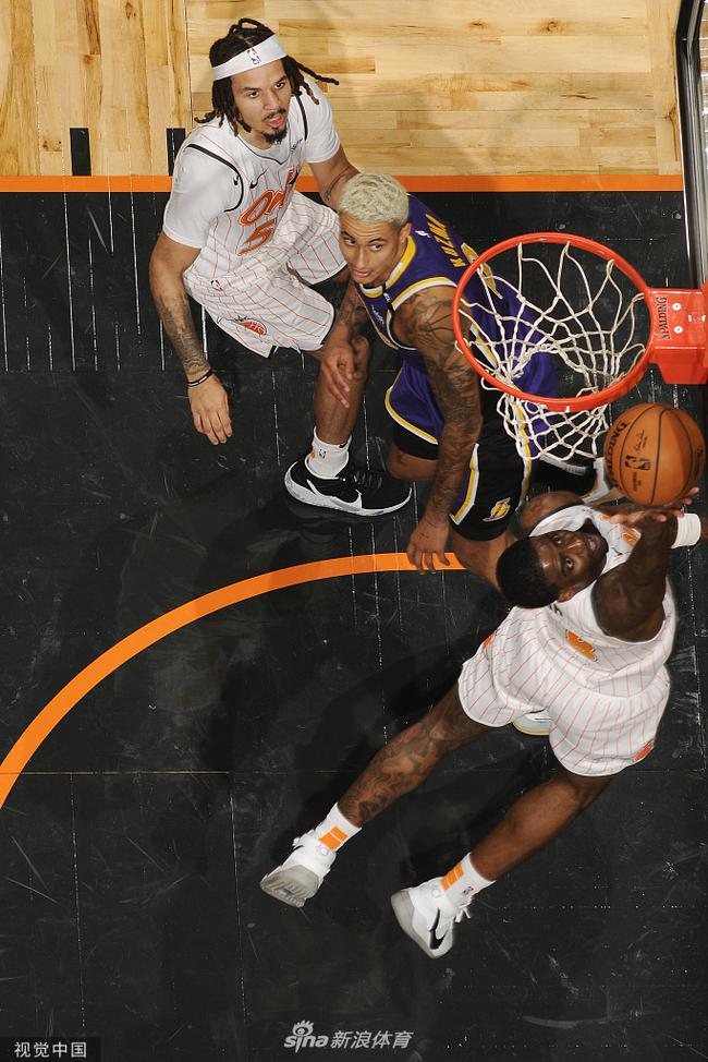 包含浓眉哥遭遇十连败，尤文图斯教练面临压力！的词条